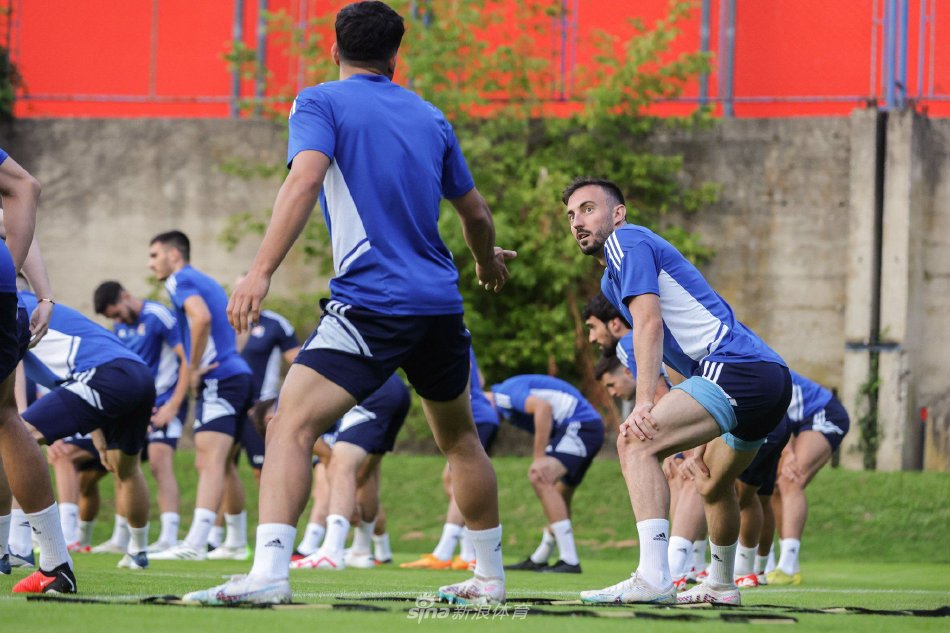 火热的队友 火热的队友