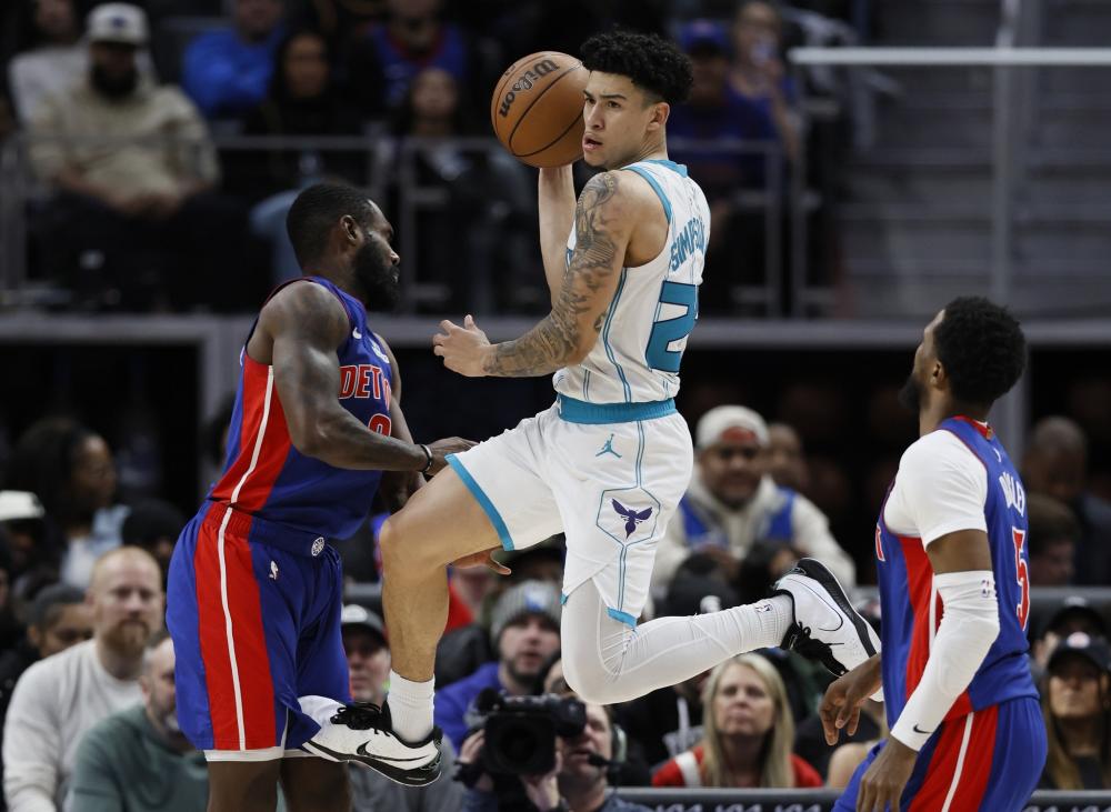 前保持竞争 前保持竞争