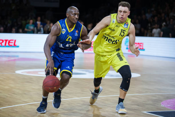 而皮特森在 而皮特森在